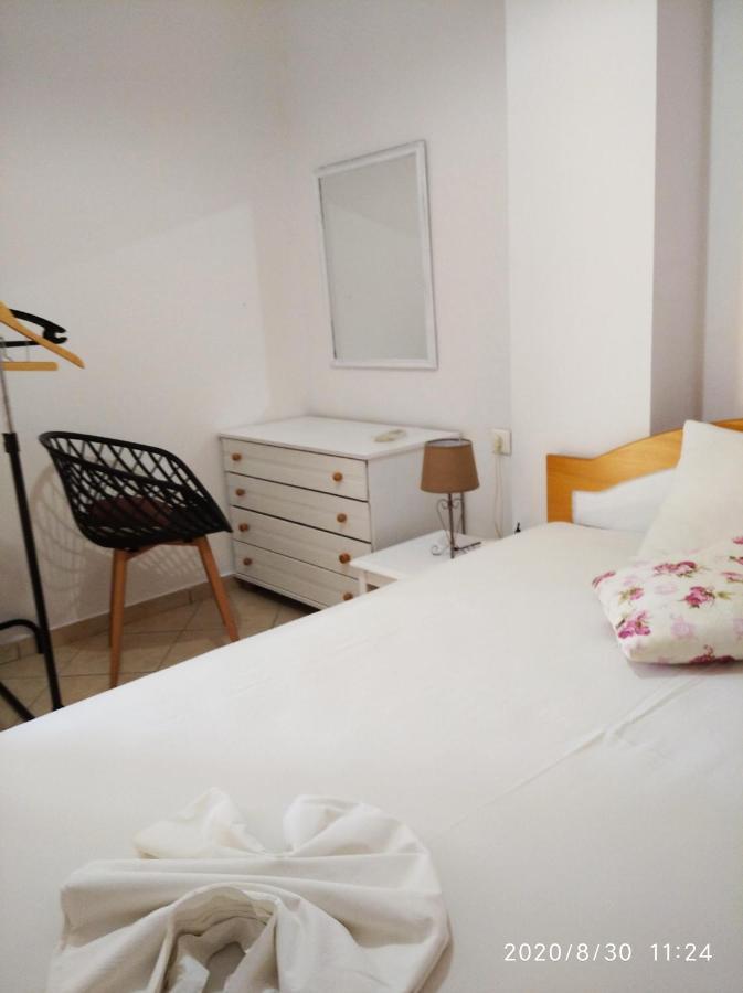 Kanavos Apts Apartamento *